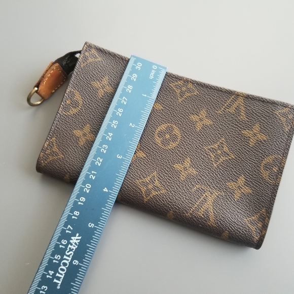 LOUIS VUITTON CLASSIC SIGNATURE Pouch Monogram print - Picture 5 of 16